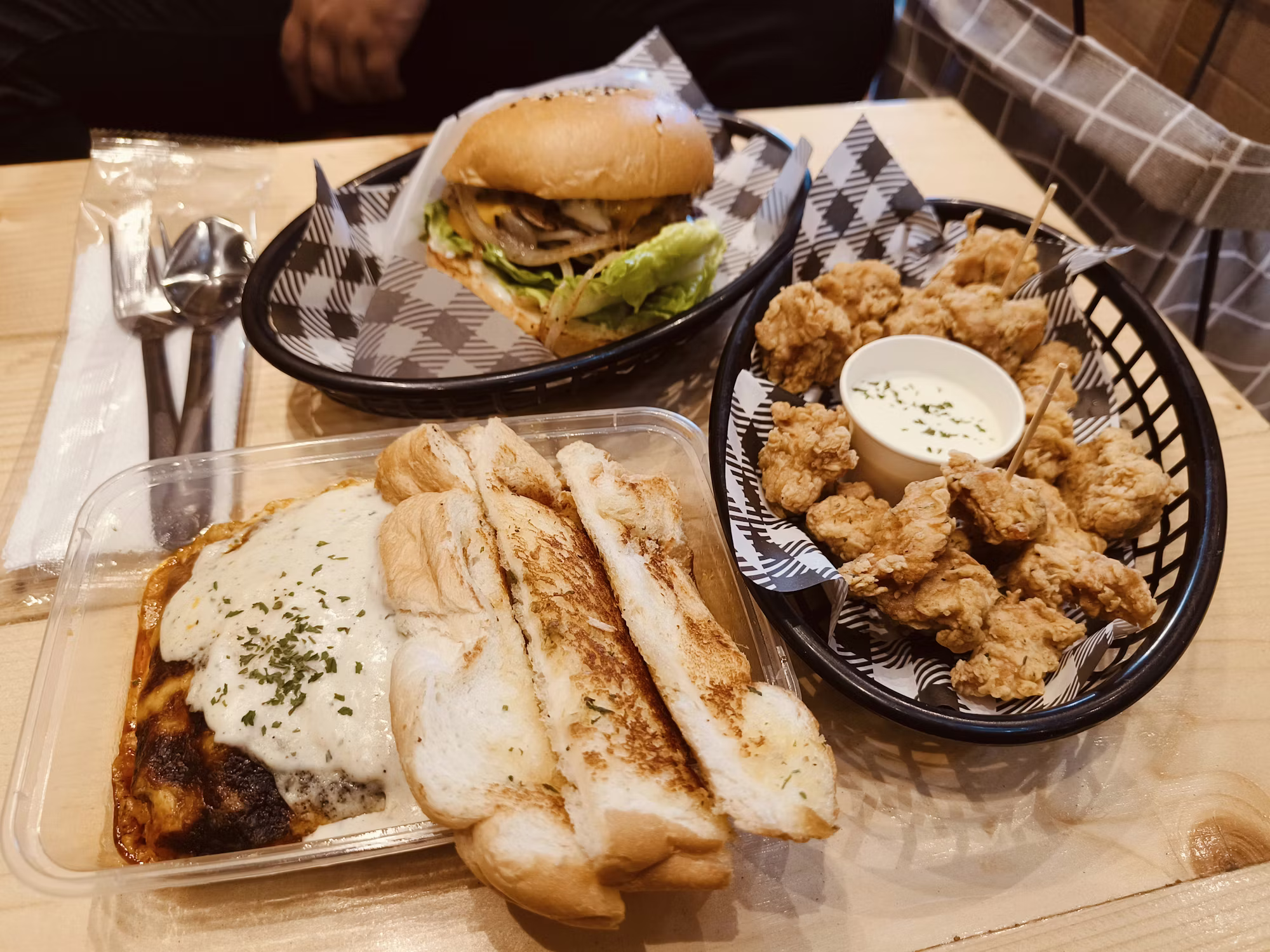 Crafting Community: The Art of the Modern Café Experience